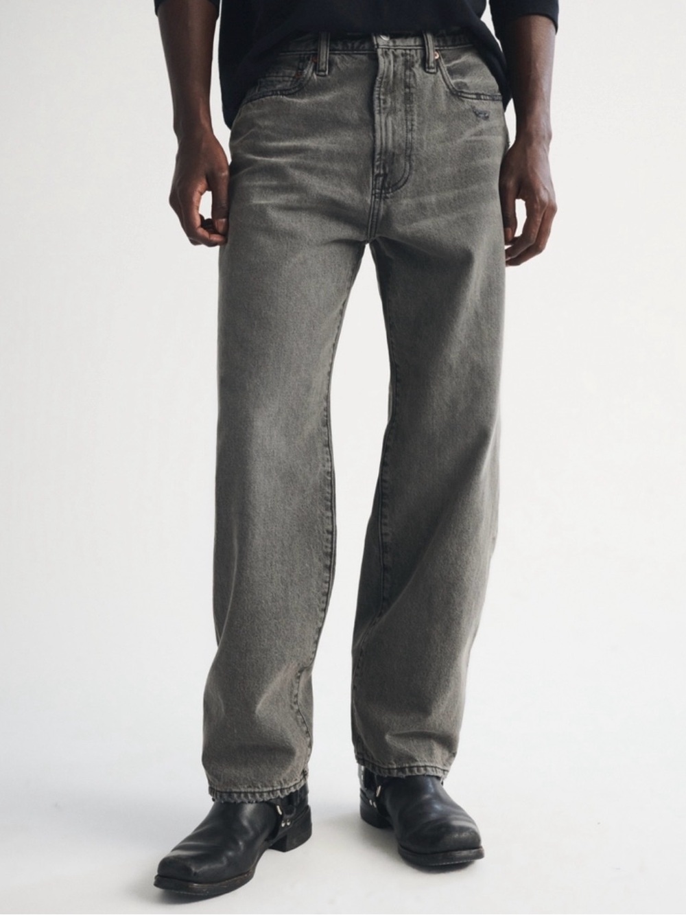 Abercrombie & Fitch Men’s Dark Grey Slim Straight Jeans